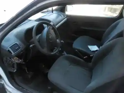Здавання транспортного засобу renault clio ii fase ii (b/cb0) generique року 2007 потужний k9k716
