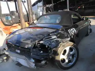 Veicolo di demolizione porsche boxster (typ 986) básico dell'anno 2003 alimentato m9622