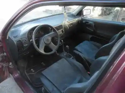 Vehicul casat volkswagen                                         polo berlina (6n1)                                                                                                                                                                                                                                         básico                                                                                                                                                                                                                                                     al anului 1995 alimentat aea