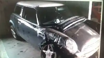 Veículo de Sucata BMW MINI (R50,R53) Cooper do ano 2005 alimentado W10B16A