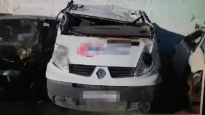 Veículo de Sucata renault trafic combi (ab 4.01) 27 cn combi9 acristalado do ano 2007 alimentado g9u630