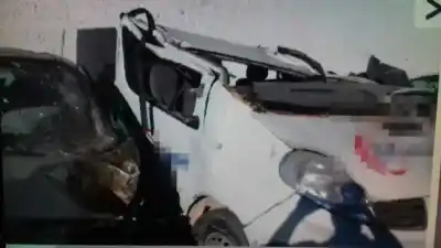 Veículo de Sucata renault trafic combi (ab 4.01) 27 cn combi9 acristalado do ano 2007 alimentado g9u630