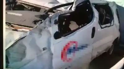 Veículo de Sucata renault trafic combi (ab 4.01) 27 cn combi9 acristalado do ano 2007 alimentado g9u630