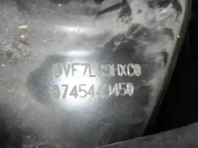 Véhicule à la ferraille citroen                                            c4 berlina                                                                                                                                                                                                                                                 collection                                                                                                                                                                                                                                                 de l'année 2006 alimenté 9hx (dv6ated4)