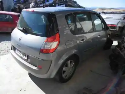 Veículo de Sucata renault scenic ii confort expression do ano 2005 alimentado f9q 812