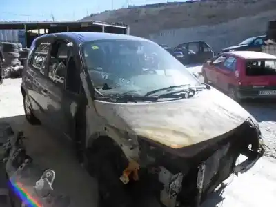 Veículo de Sucata renault scenic ii confort expression do ano 2005 alimentado f9q 812