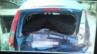 Veículo de Sucata ford fiesta (cbk) ambiente do ano 2006 alimentado hhja