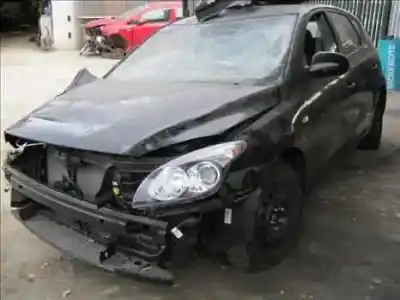 Veículo de Sucata hyundai i30 comfort do ano 2010 alimentado g4fa