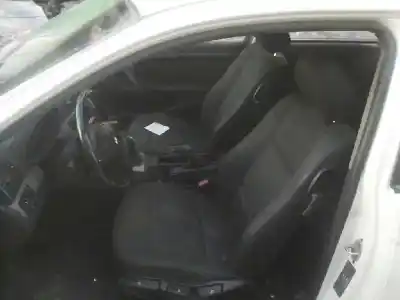 Sloopvoertuig bmw serie 3 compact (e46) 316ti van het jaar 2001 aangedreven n46b18a