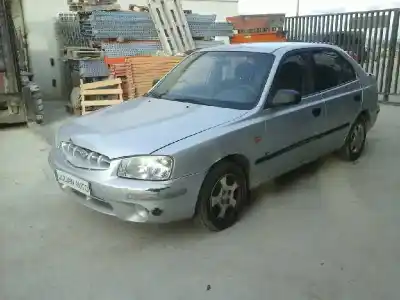 Veículo de Sucata hyundai accent (lc) gls do ano 2001 alimentado g4ea