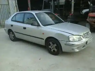 Veículo de Sucata hyundai accent (lc) gls do ano 2001 alimentado g4ea