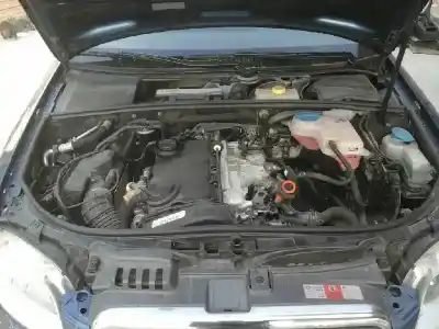 Veículo de Sucata audi a4 berlina (8e) 2.0 tdi do ano 2006 alimentado bre