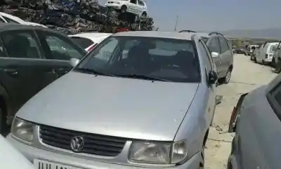 Vehicul casat VOLKSWAGEN                                         POLO BERLINA (6N1)                                                                                                                                                                                                                                         Air                                                                                                                                                                                                                                                        al anului 1998 alimentat AEF