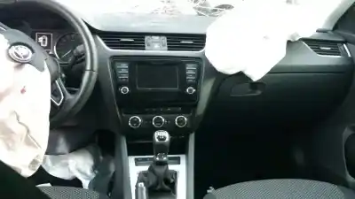 Scrapping Vehicle skoda octavia lim. (5e3) ambition of the year 2014 powered clhb