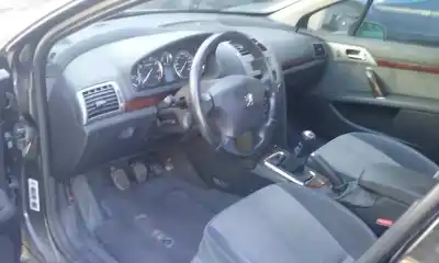 Veículo de Sucata peugeot 407 sw st confort do ano 2004 alimentado 3fz