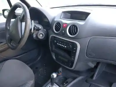 Veículo de Sucata citroen c3 1.4 16v sensodrive x-tr do ano 2007 alimentado kfu (et3j4)