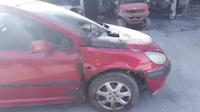 Vehicul casat peugeot 307 (s1) xt al anului 2004 alimentat rhs