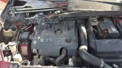 Vehicul casat peugeot 307 (s1) xt al anului 2004 alimentat rhs