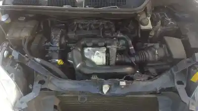 Здавання транспортного засобу ford                                               focus c-max (cap)                                                                                                                                                                                                                                          ambiente (d) року 2004 потужний g8da