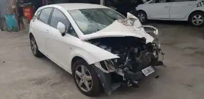 Здавання транспортного засобу SEAT LEON (1P1) Stylance / Style року 2010 потужний CAYC