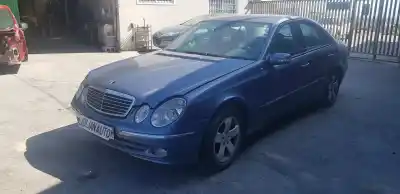 Véhicule à la ferraille MERCEDES                                           CLASE E (W211) BERLINA                                                                                                                                                                                                                                     E 270 CDI (211.016)                                                                                                                                                                                                                                        de l'année 2004 alimenté OM647961