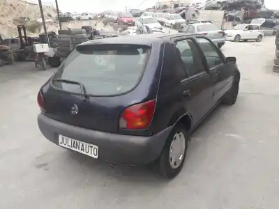 Здавання транспортного засобу ford fiesta berlina (dx) básico року 1996 потужний rtj