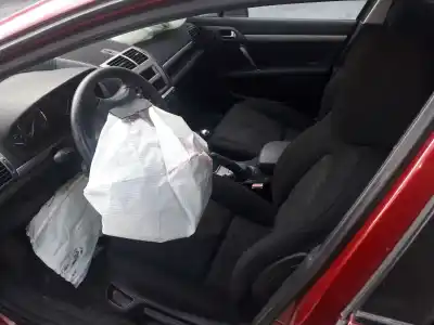 Veículo de Sucata peugeot 407 sw sr confort do ano 2006 alimentado 9hz