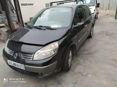 Sloopvoertuig renault scenic ii authentique van het jaar 2005 aangedreven f9q804