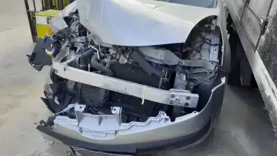 Veicolo di demolizione nissan note (e11e) acenta dell'anno 2007 alimentato 