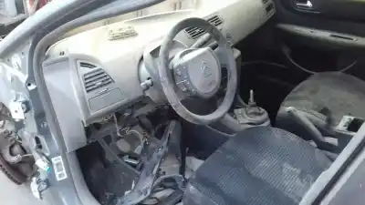 Veículo de Sucata citroen c4 berlina collection do ano 2006 alimentado 9hy