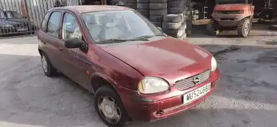 Sloopvoertuig opel corsa b edition 2000 van het jaar 1998 aangedreven x10xe