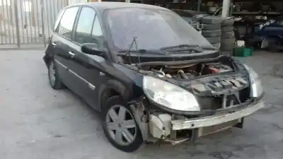 Veículo de Sucata renault scenic ii confort expression do ano 2005 alimentado 