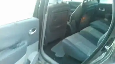 Veículo de Sucata renault scenic ii confort expression do ano 2005 alimentado 