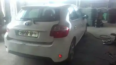 Veicolo di demolizione toyota auris hybrid active dell'anno 2011 alimentato 2zr
