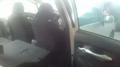 Veicolo di demolizione toyota auris hybrid active dell'anno 2011 alimentato 2zr