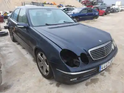 Здавання транспортного засобу mercedes-benz clase e (w211) berlina e 500 (211.070) року 2003 потужний 113967