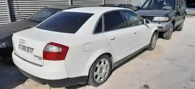 Veículo de Sucata audi a4 berlina (8e) 2.5 v6 24v tdi do ano 2002 alimentado ake