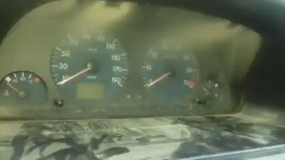 Veículo de Sucata citroen jumpy 2.0 hdi sx caja cerrada acristalada do ano 2001 alimentado rhx