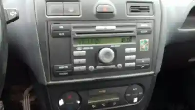 Veículo de Sucata ford fiesta (cbk) ambiente do ano 2006 alimentado f6jb