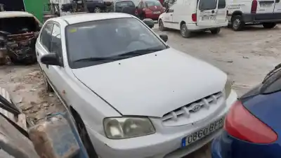 Veículo de Sucata hyundai accent (lc) gl 4p do ano 2001 alimentado g4ea