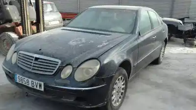 Véhicule à la ferraille mercedes                                           clase e (w211) berlina                                                                                                                                                                                                                                     e 270 cdi (211.016)                                                                                                                                                                                                                                        de l'année 2002 alimenté 647961