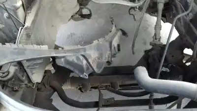 Véhicule à la ferraille mercedes                                           clase e (w211) berlina                                                                                                                                                                                                                                     e 270 cdi (211.016)                                                                                                                                                                                                                                        de l'année 2002 alimenté 647961