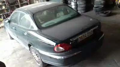 Scrapping Vehicle jaguar x-type 2.2 d classic of the year 2006 powered bg