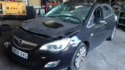 Здавання транспортного засобу opel astra j lim. cosmo року 2010 потужний a17dtr