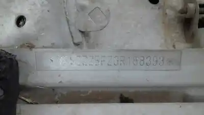 Véhicule à la ferraille seat leon (5f1) style de l'année 2016 alimenté 