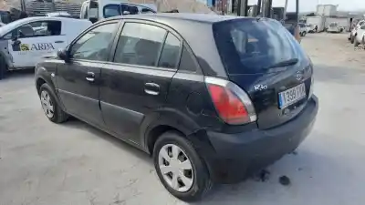 Verschrottungsfahrzeug kia rio 1.5 crdi des jahres 2007 angetrieben d4fa