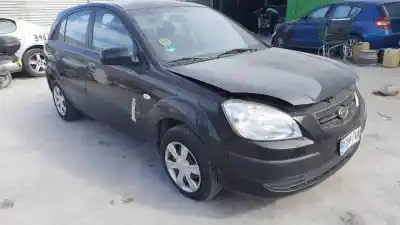 Verschrottungsfahrzeug kia rio 1.5 crdi des jahres 2007 angetrieben d4fa