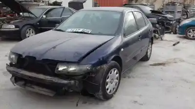 Veículo de Sucata seat                                               leon (1m1)                                                                                                                                                                                                                                                 signo                                                                                                                                                                                                                                                      do ano 2001 alimentado asv