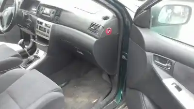 Veículo de Sucata toyota corolla (e12) 1.6 16v do ano 2004 alimentado 3zzfe