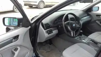 Sloopvoertuig bmw serie 3 berlina (e46) 320i van het jaar 2000 aangedreven 226s1
